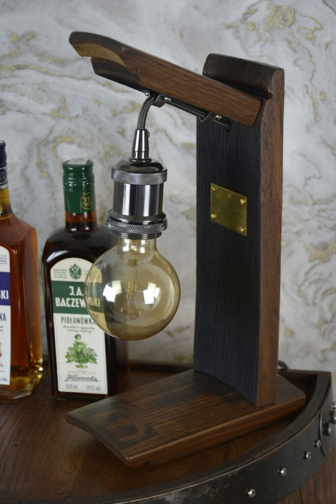Lampka nocna/na biurko z beczki