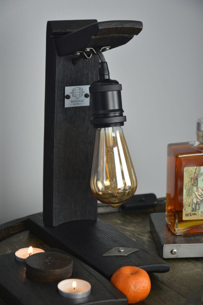 Lampka loft z beczki